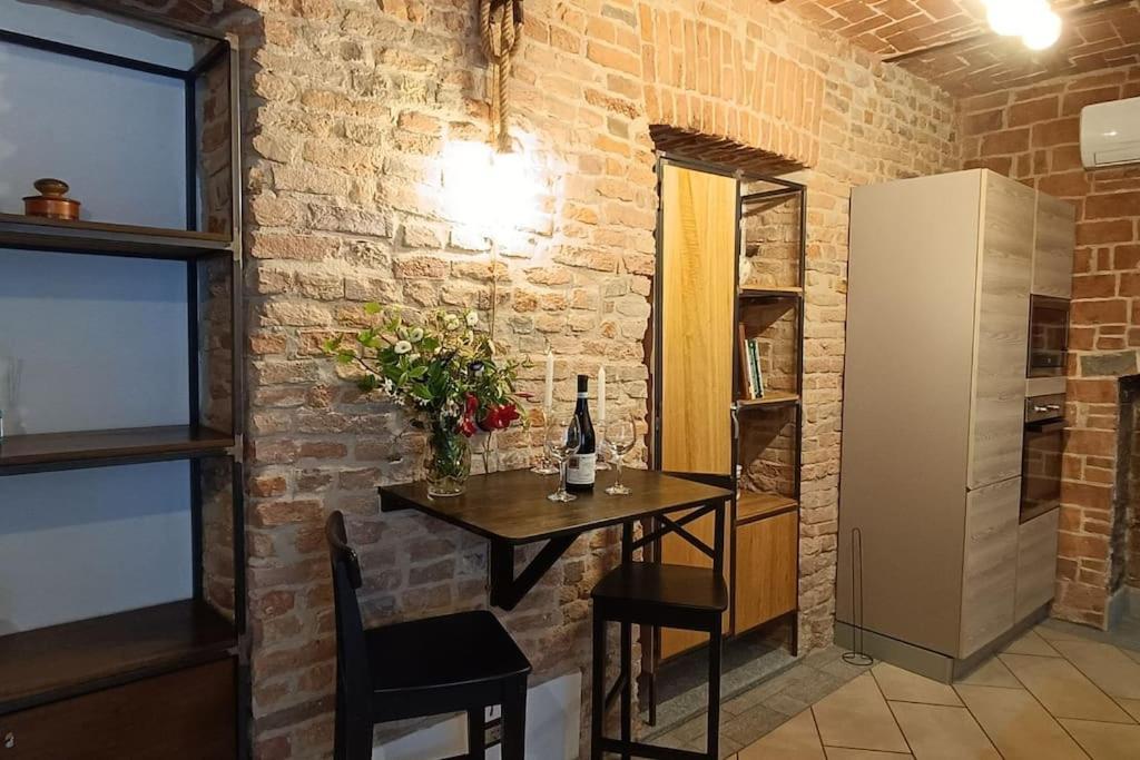 Piazza Statuto-Appartamento Tra Le Mura A-C E Wi-Fi Асти Экстерьер фото